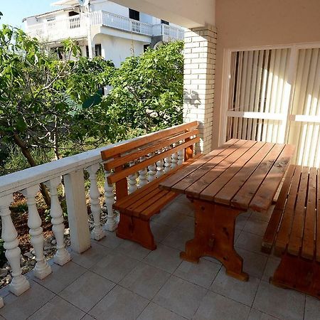 Apartment Kod Stipe Vrsi Buitenkant foto
