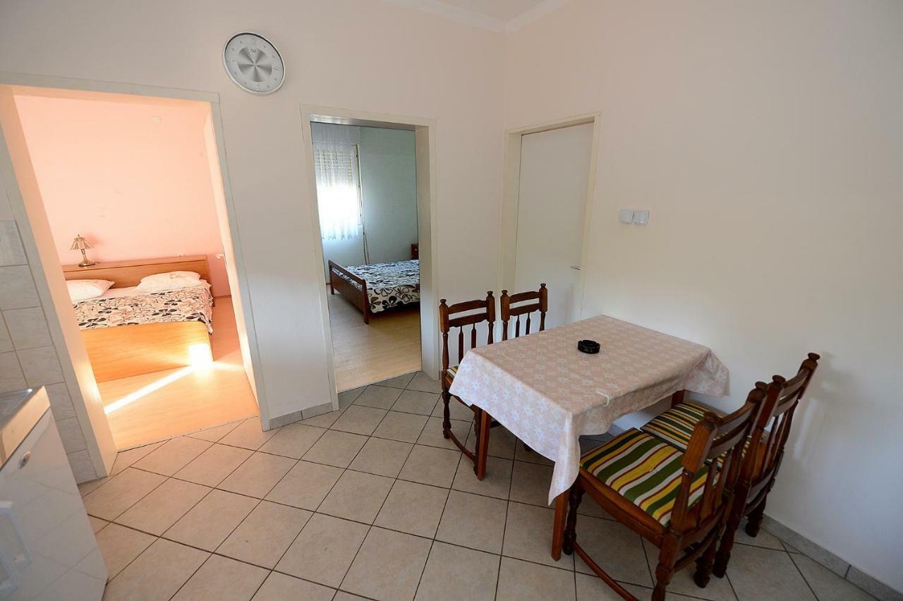 Apartment Kod Stipe Vrsi Buitenkant foto