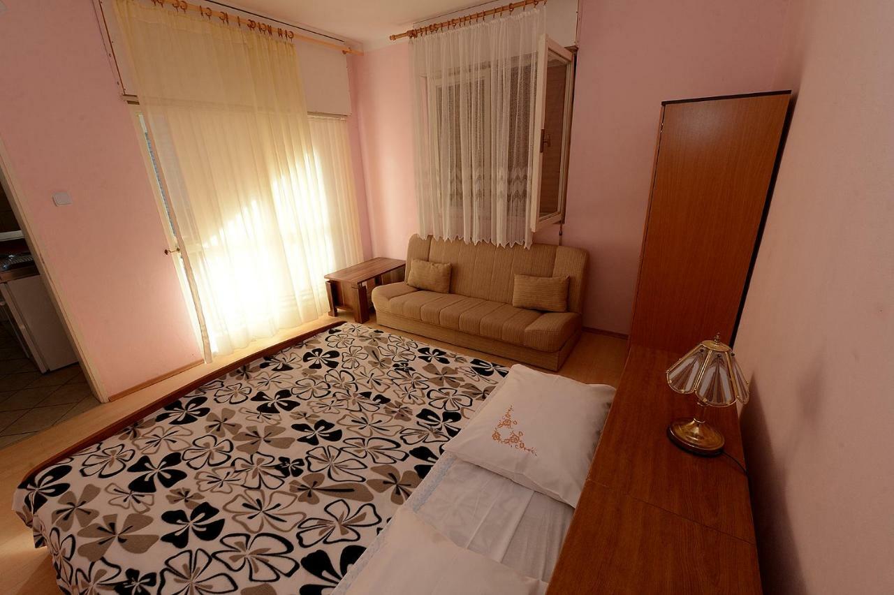 Apartment Kod Stipe Vrsi Buitenkant foto