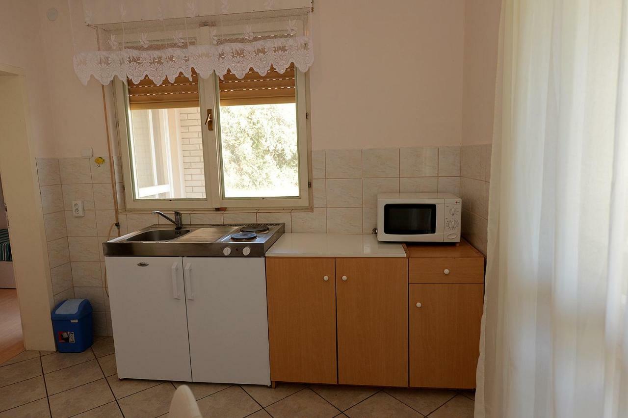 Apartment Kod Stipe Vrsi Buitenkant foto