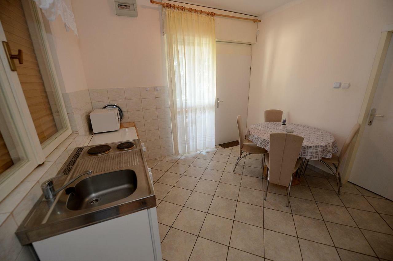 Apartment Kod Stipe Vrsi Buitenkant foto