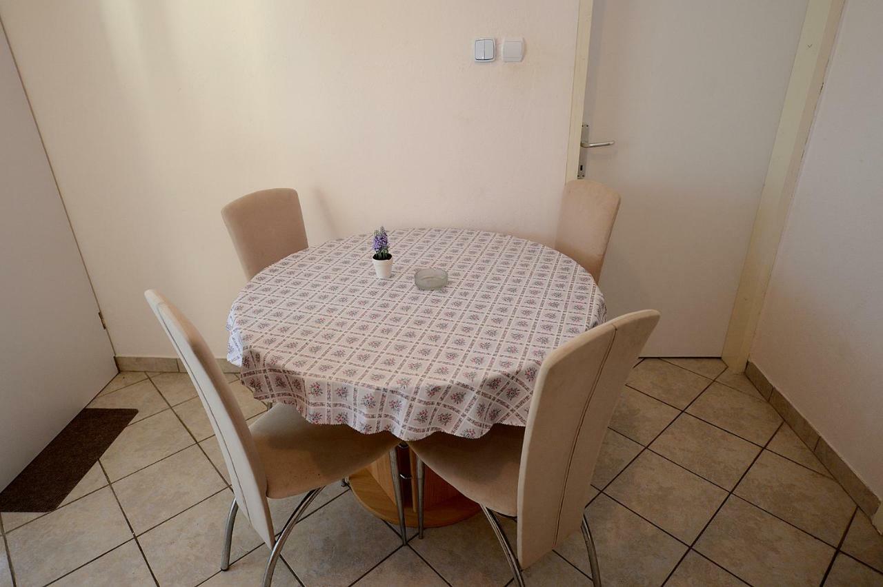 Apartment Kod Stipe Vrsi Buitenkant foto