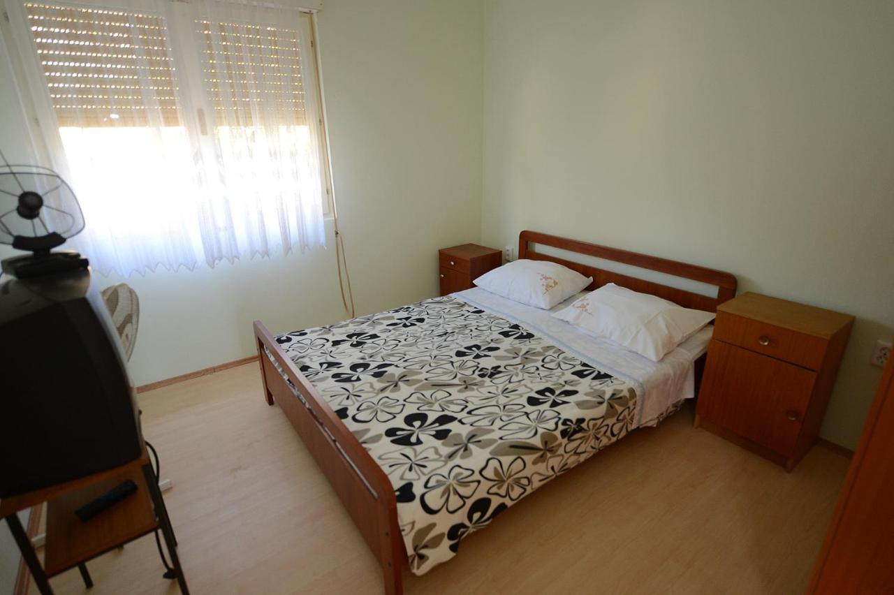 Apartment Kod Stipe Vrsi Kamer foto