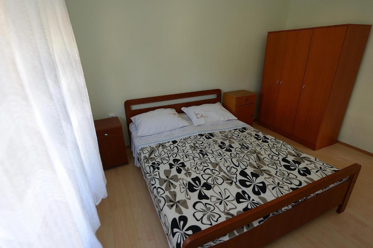 Apartment Kod Stipe Vrsi Kamer foto